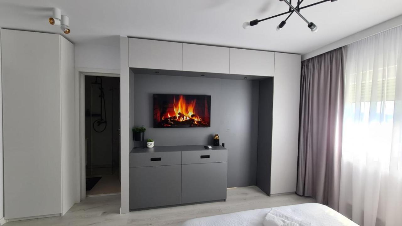 Government Deluxe Studio By Magic Apartments Bukareszt Zewnętrze zdjęcie